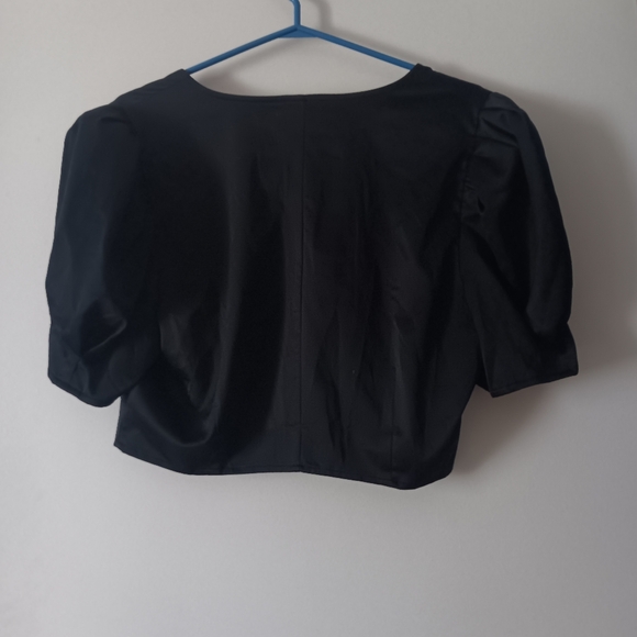 DANIELLE BERNSTEIN Black Satin Crop Blouse XL - Picture 2 of 4